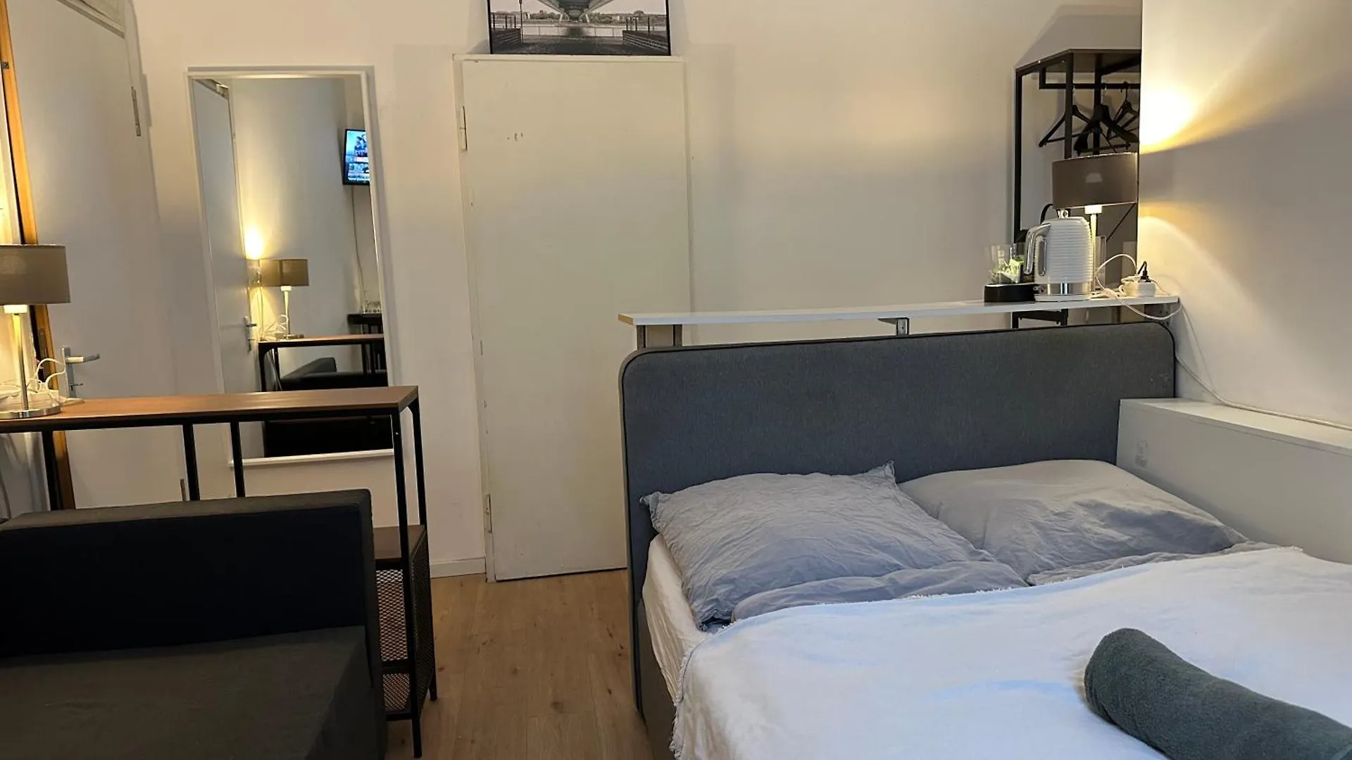 Urban-Studios-Cologne I Studio Apartment